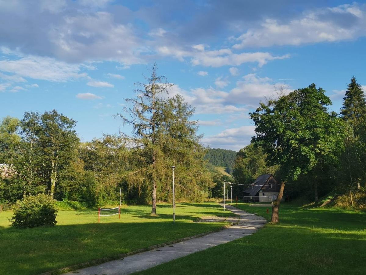 Hotel Osrodek Wypoczynkowy Gromada Krynica-Zdrój Exterior foto